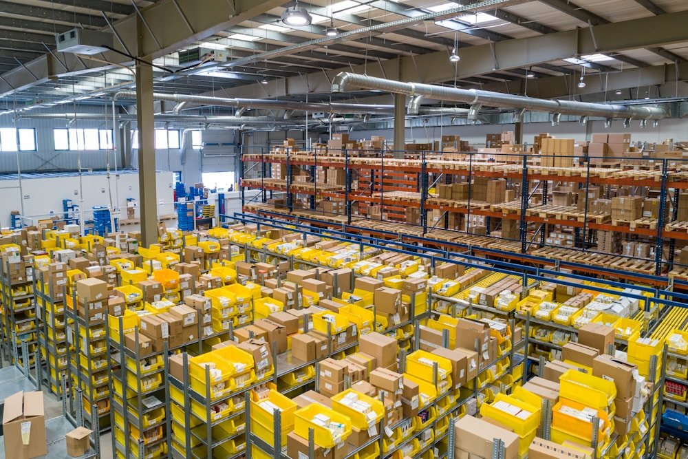 WasteRound Luton van and in-house waste collection crew in London